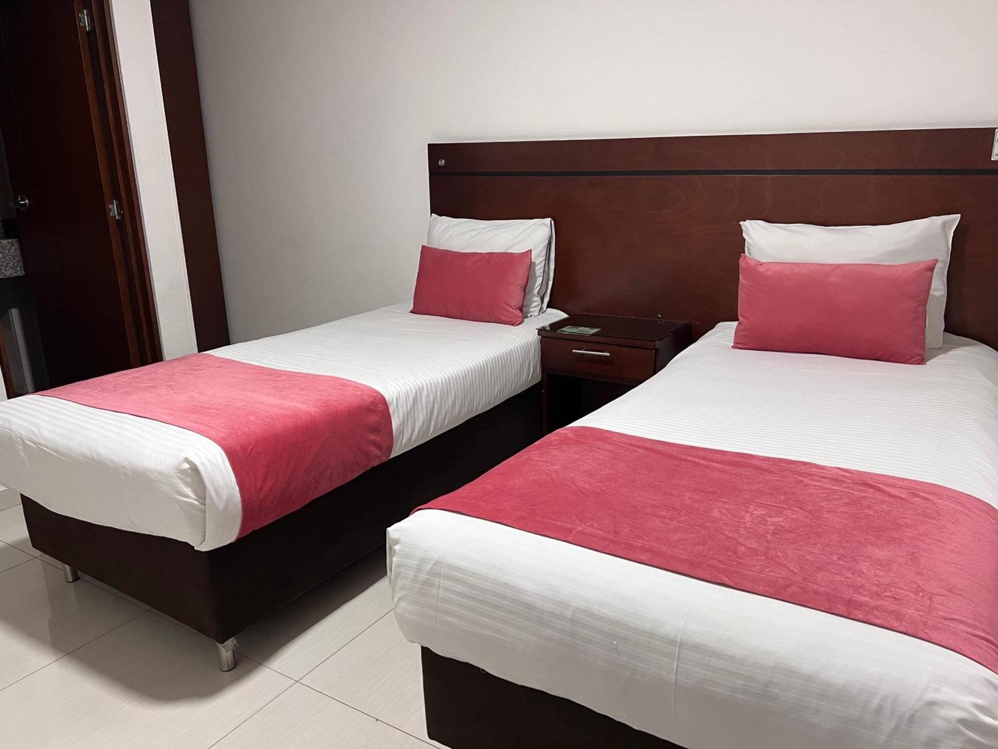 Hotel Dorado Gold Bogota Ngoại thất bức ảnh